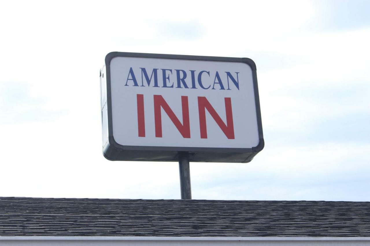 American Inn Motel Pratt Экстерьер фото